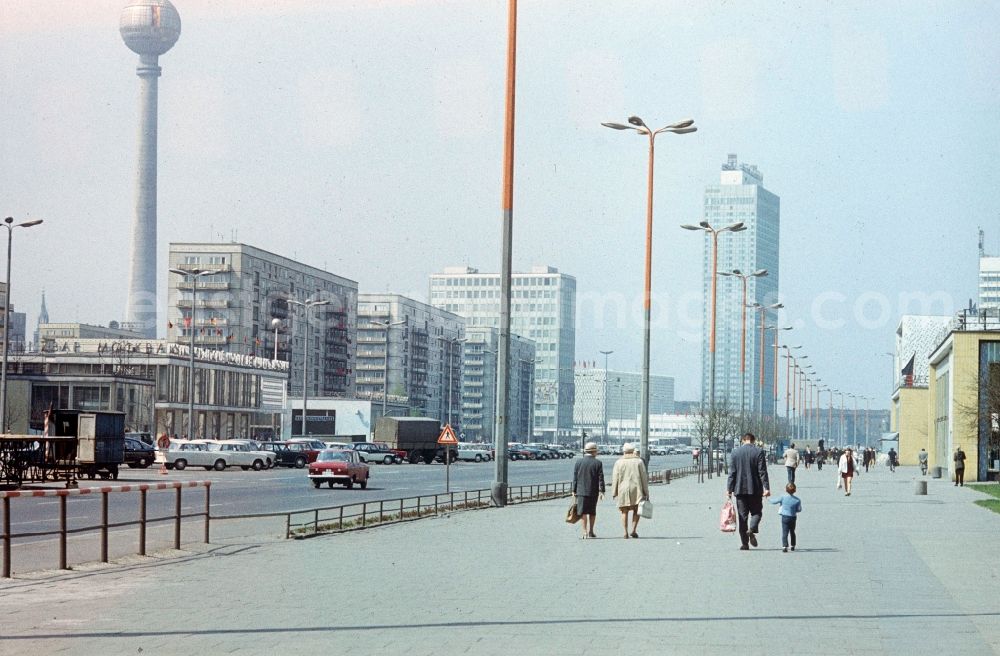 GDR photo archive: Berlin - The festively decorated Karl-Marx-Allee on the occasion of the 8th of May, the day of the liberation in Berlin, the former capital of the GDR, German Democratic Republic