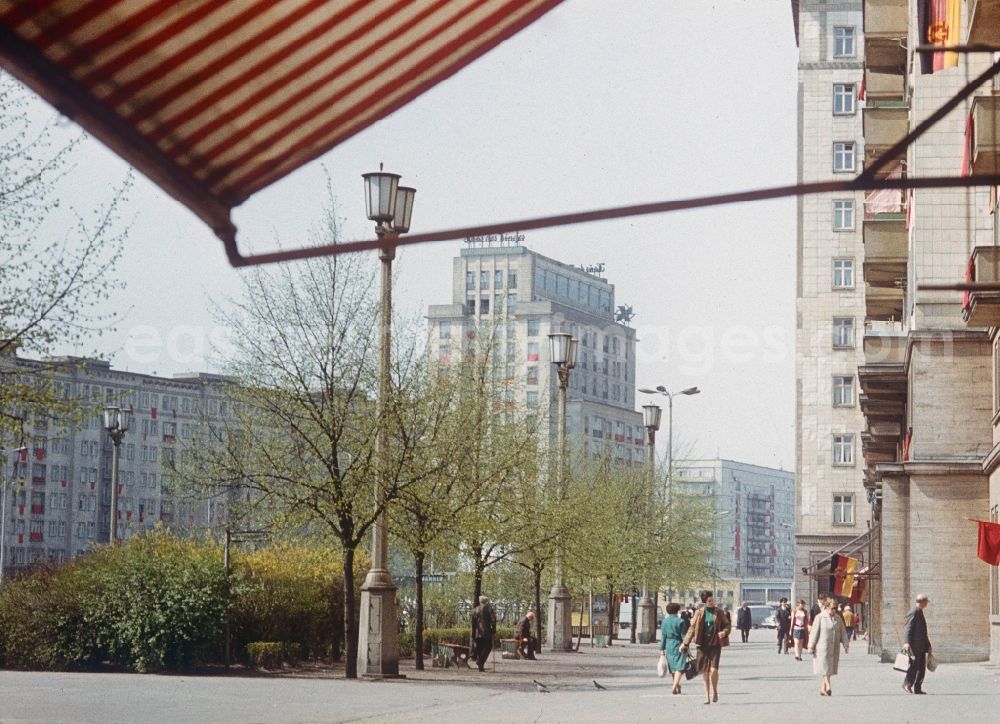 GDR image archive: Berlin - The festively decorated Karl-Marx-Allee on the occasion of the 8th of May, the day of the liberation in Berlin, the former capital of the GDR, German Democratic Republic