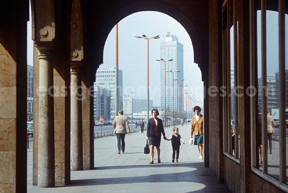 GDR photo archive: Berlin - The festively decorated Karl-Marx-Allee on the occasion of the 8th of May, the day of the liberation in Berlin, the former capital of the GDR, German Democratic Republic