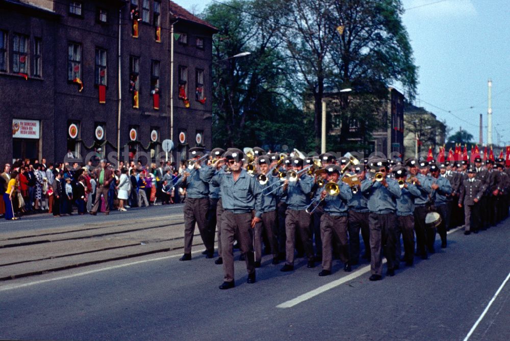 Gotha: Parade for the 120
