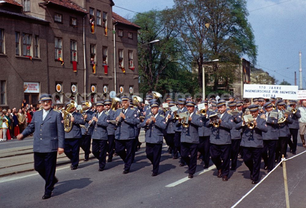 GDR photo archive: Gotha - Parade for the 120