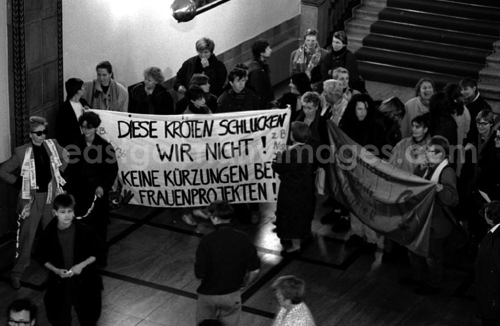 Berlin-Schöneberg: Frauenprotest am Rathaus Schöneberg 28.1