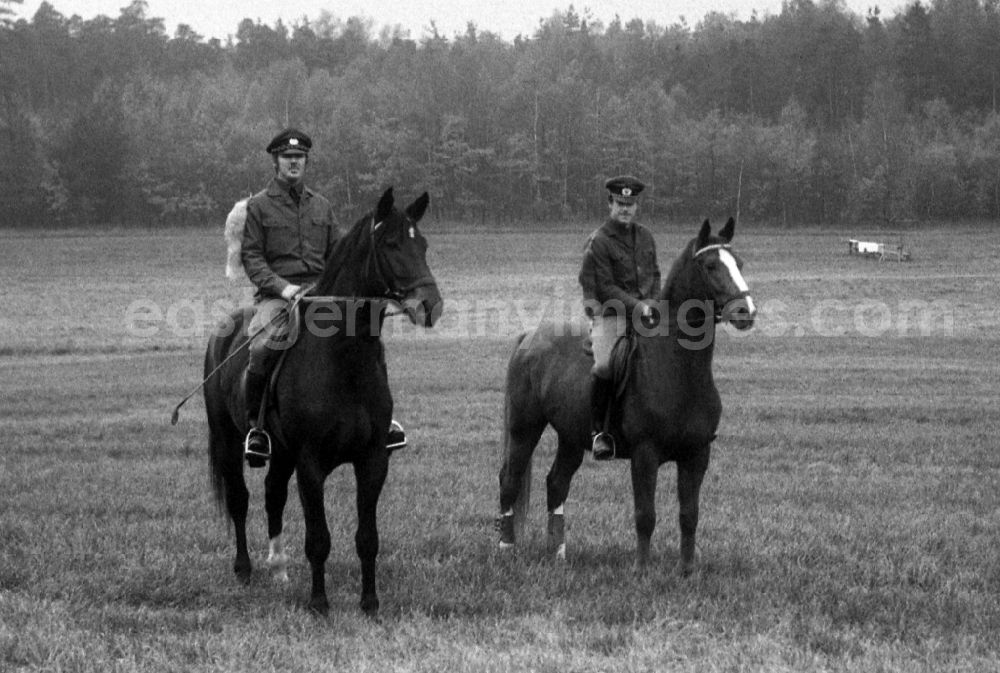 Moritzburg: Fox hunting in Moritzburg in the state Saxony on the territory of the former GDR, German Democratic Republic