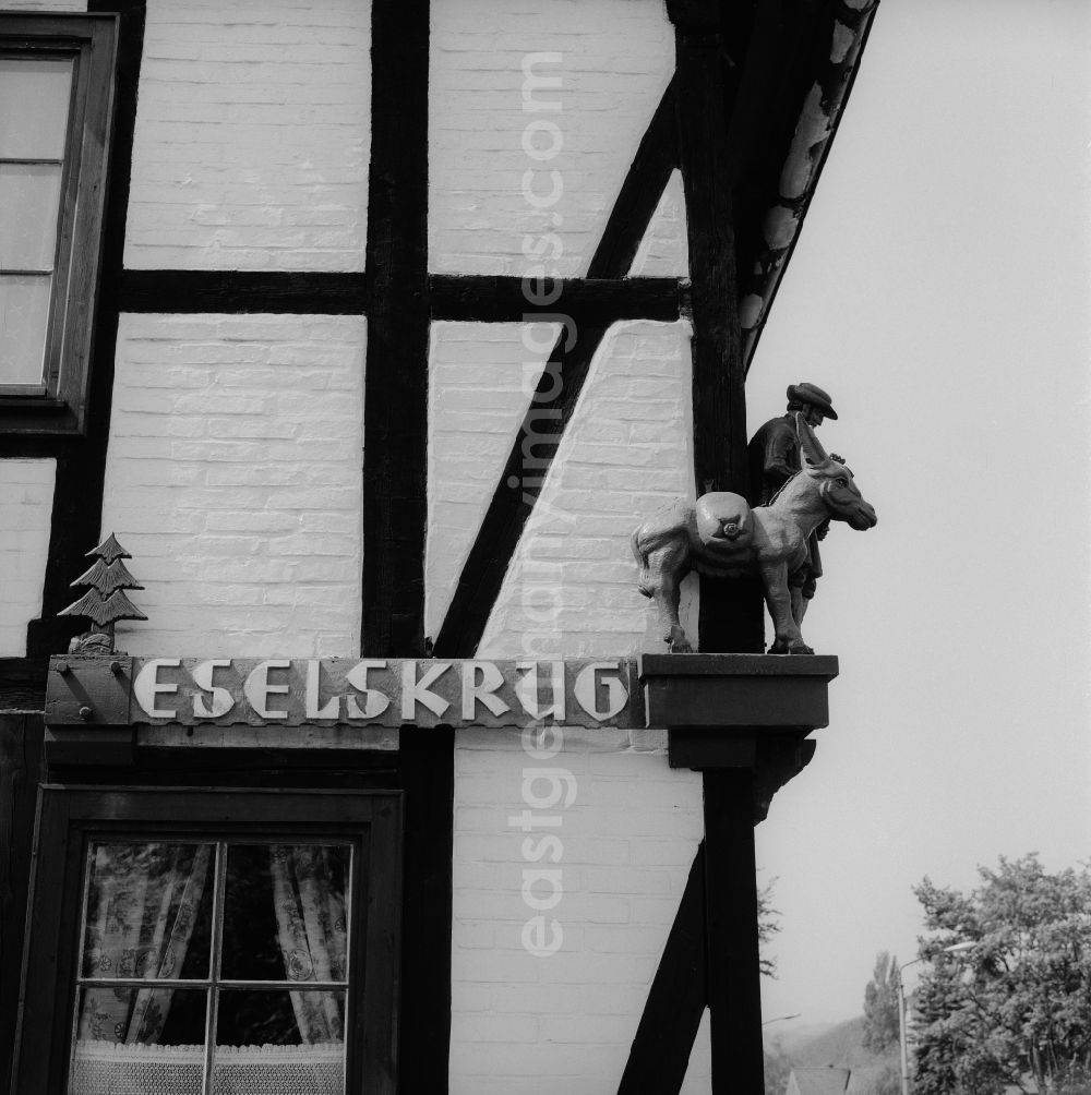 GDR image archive: Wernigerode - Restaurant Eselskrug in Wernigerode in the state Saxony-Anhalt on the territory of the former GDR, German Democratic Republic