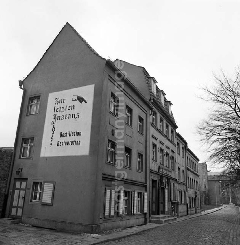 Berlin: Die Gaststätte Zur letzten Instanz im historischen Nikolaiviertel. Kontakt: Waisenstr. 14-16, 10179 Berlin, Tel: +49 (0)30 242 5528, Fax +49 (0)3