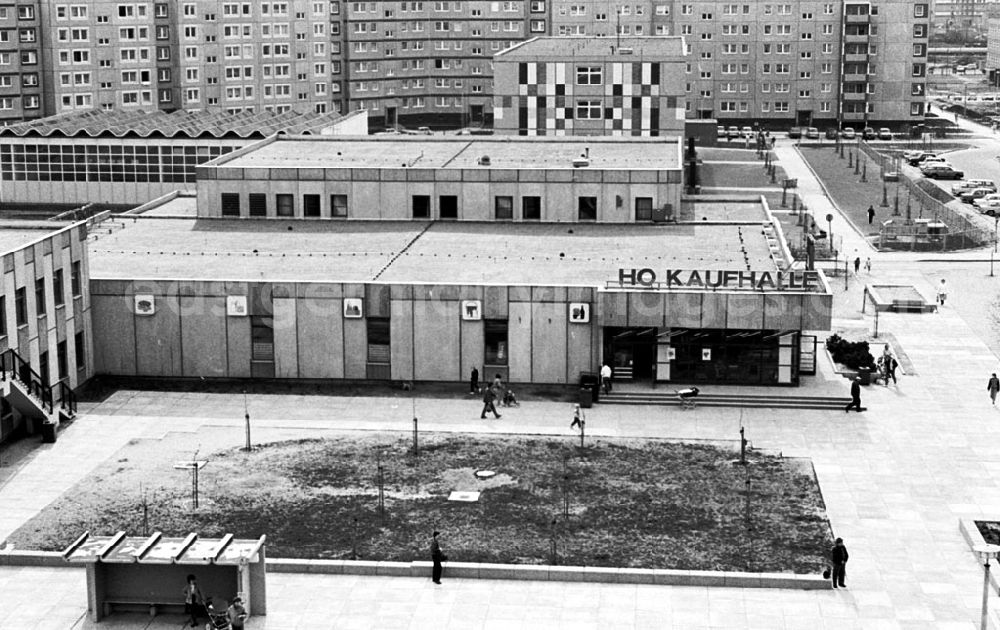 GDR image archive: Berlin - Gesamtansicht Kaufhalle Erich Correns Str. und Kaufhalle Am Rotkamp 07.