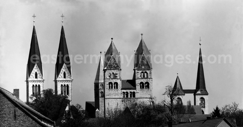 GDR picture archive: Halberstadt - Bell tower of the sacred building of the church Dom, Liebfrauenkirche and Martinikirche in Halberstadt in the state Saxony-Anhalt on the territory of the former GDR, German Democratic Republic