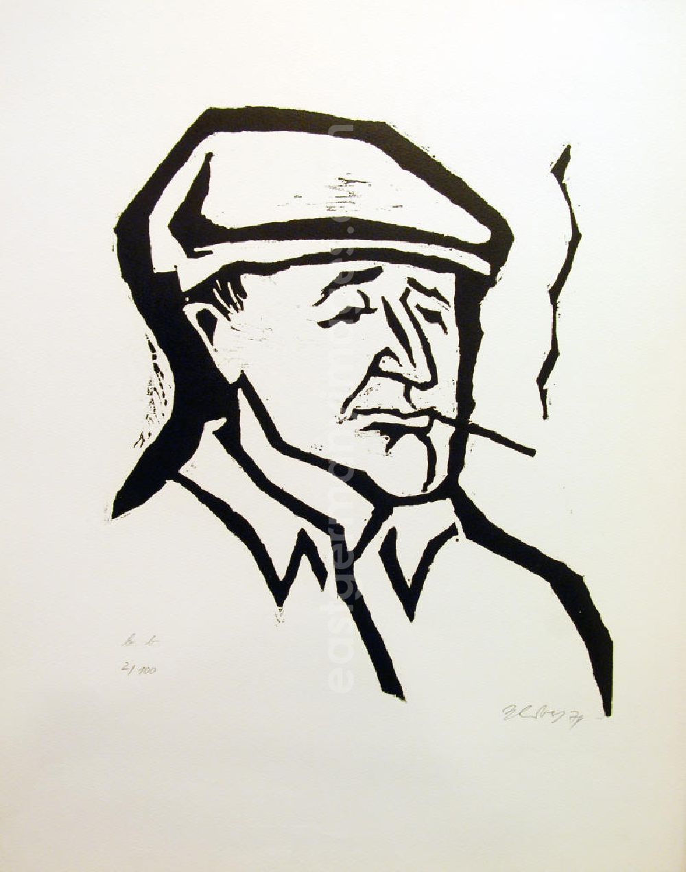 Berlin: Grafik von Herbert Sandberg über Bertolt Brecht (*10.02.1898 †14.08.1956) b.b. (Brecht Porträt links, raucht) aus dem Jahr 1974, 36,8x42,0cm Holzschnitt, handsigniert, 2/10