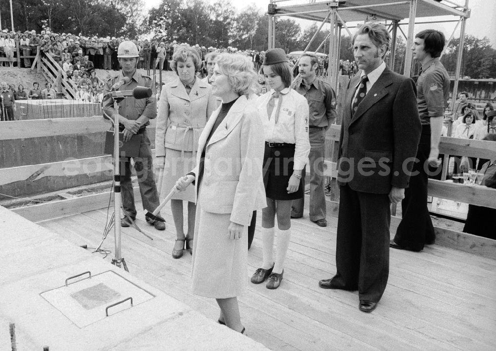 GDR photo archive: Berlin - Laying of the foundation stone for the pioneer's palace Ernst Thaelmann in the Wuhlheide, in Berlin, the former capital of the GDR, German democratic republic