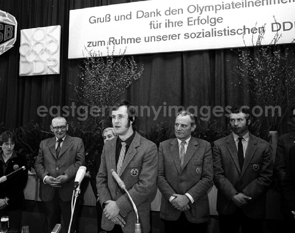 GDR picture archive: Berlin - Berlin 27.02. 1980 Ulrich Wehling - Olympiasieger dankte für tatkräftige Unterstützung. (21