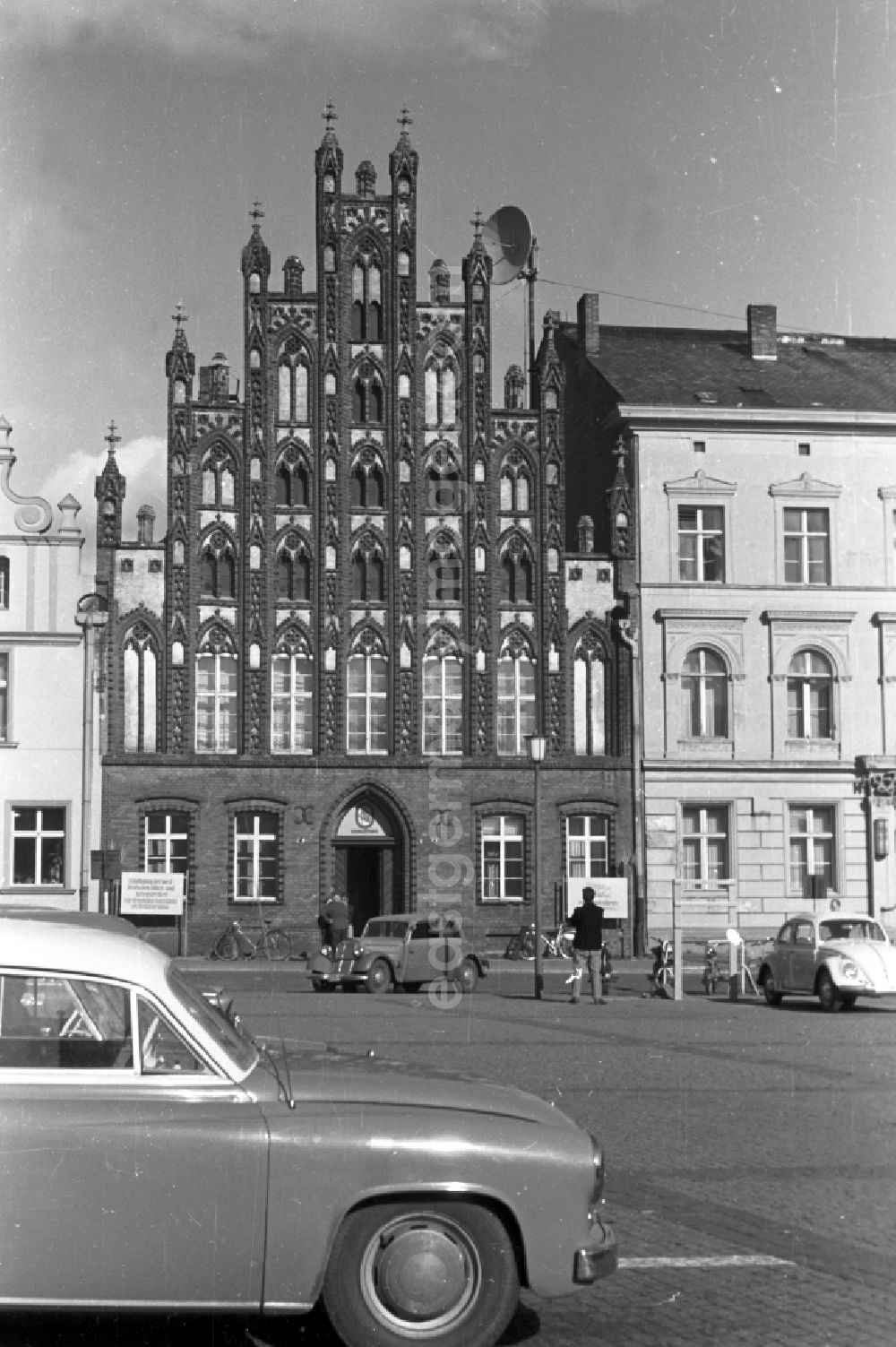 GDR photo archive: Greifswald - The historic old town of Greifswald in Mecklenburg - Western Pomerania