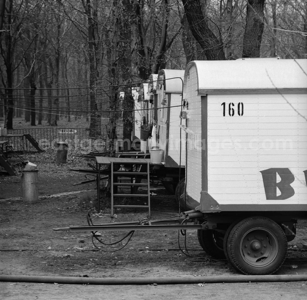Dahlwitz-Hoppegarten: Caravan of the state circus of the GDR, BEROLINA, in winter quarters in Dahlwitz - Hoppegarden in Brandenburg. The Circus Berolina developed until 1989 to the modern Great Circus of the CMEA countries