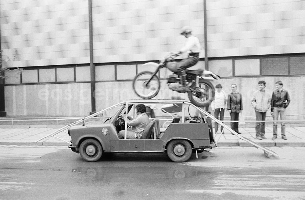 GDR image archive: Chemnitz / Sachsen - 8. Kongress der GST (Gesellschaft für Sport und Technik) vom 14.05.1987 - 16.