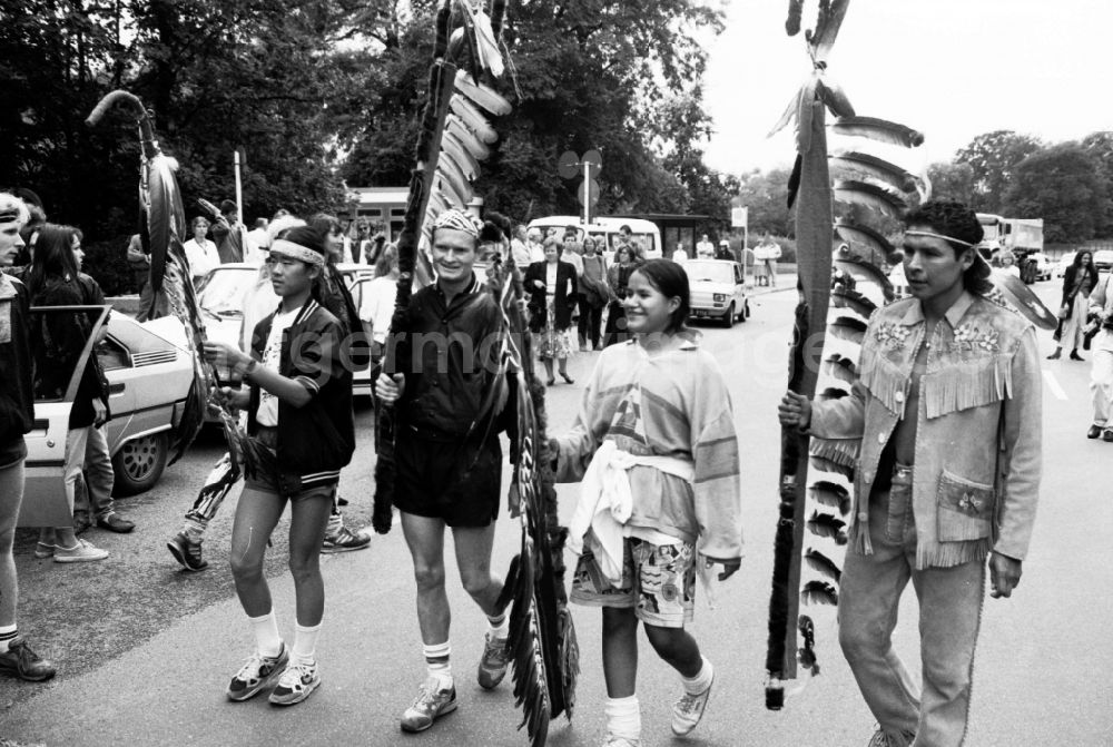 Berlin: Indian Memorial Run at the Glienicker Bridge in Berlin-Wannsee