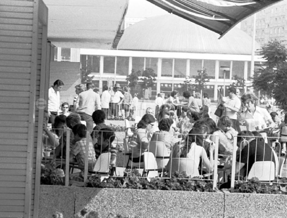 GDR photo archive: Berlin - Juli 1973 Blick auf den Berliner Alexanderplatz und die Kongresshalle am Alex.