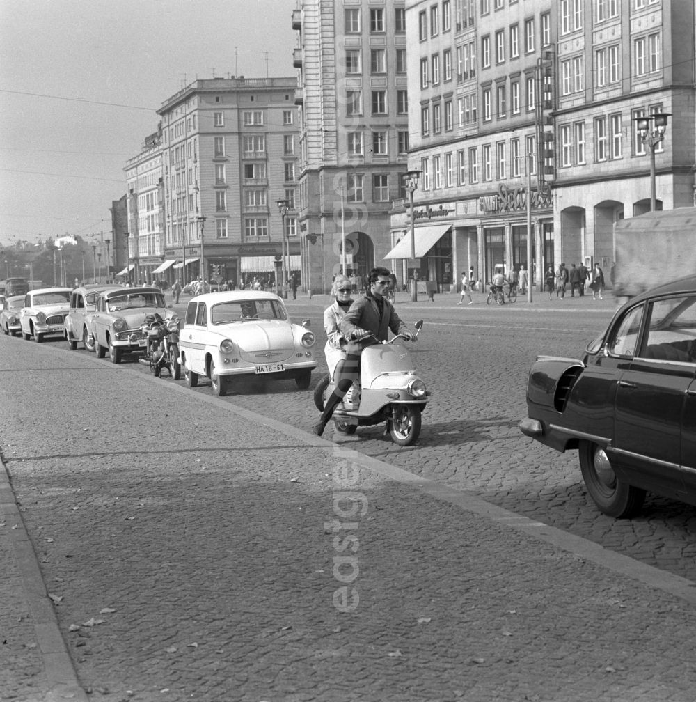 GDR photo archive: Magdeburg - Young couple on a Cezeta 5