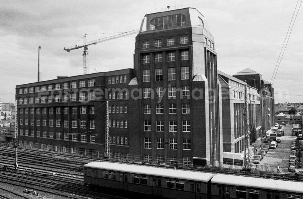 GDR photo archive: Berlin-Lichtenberg - Knorr / Bremse jetzt BFA 30.
