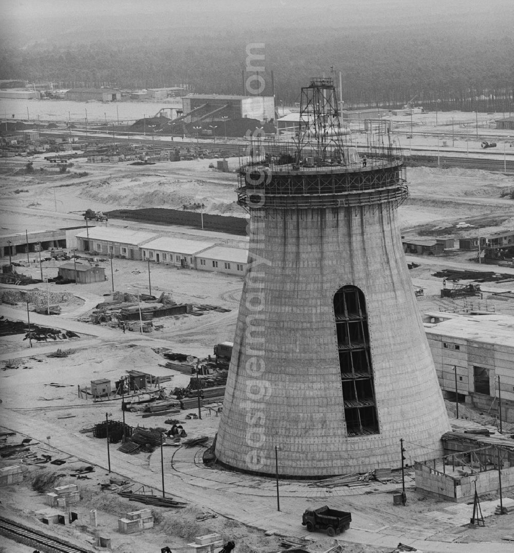 GDR image archive: Boxberg / Oberlausitz - Construction of the power plant Boxberg in Upper Lusatia in Saxony. It was the largest coal power plant in the GDR. 1966 was built by the VEB BMK coal and energy