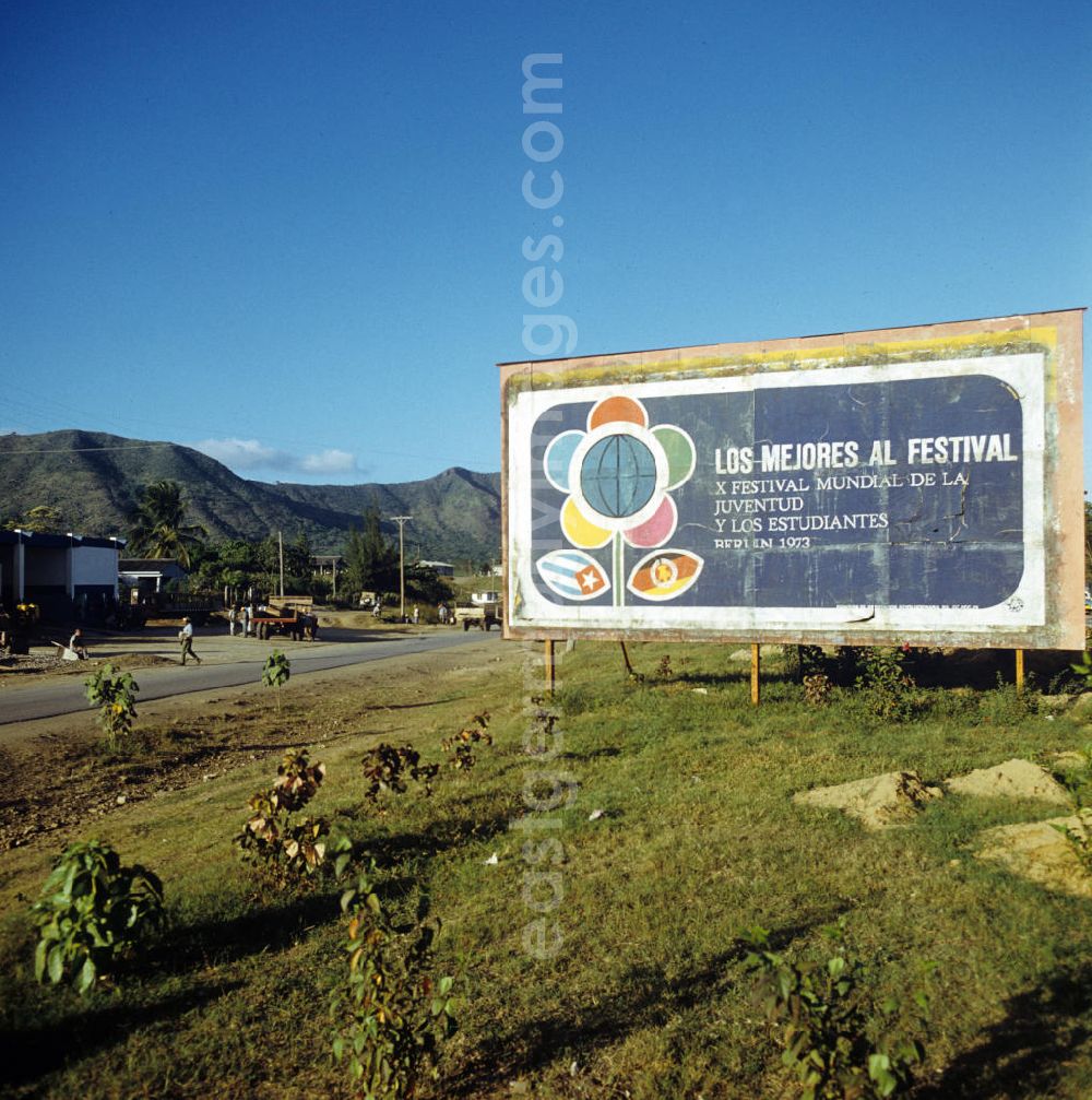 Gibara: Auf einem Straßenplakat wird für die 1