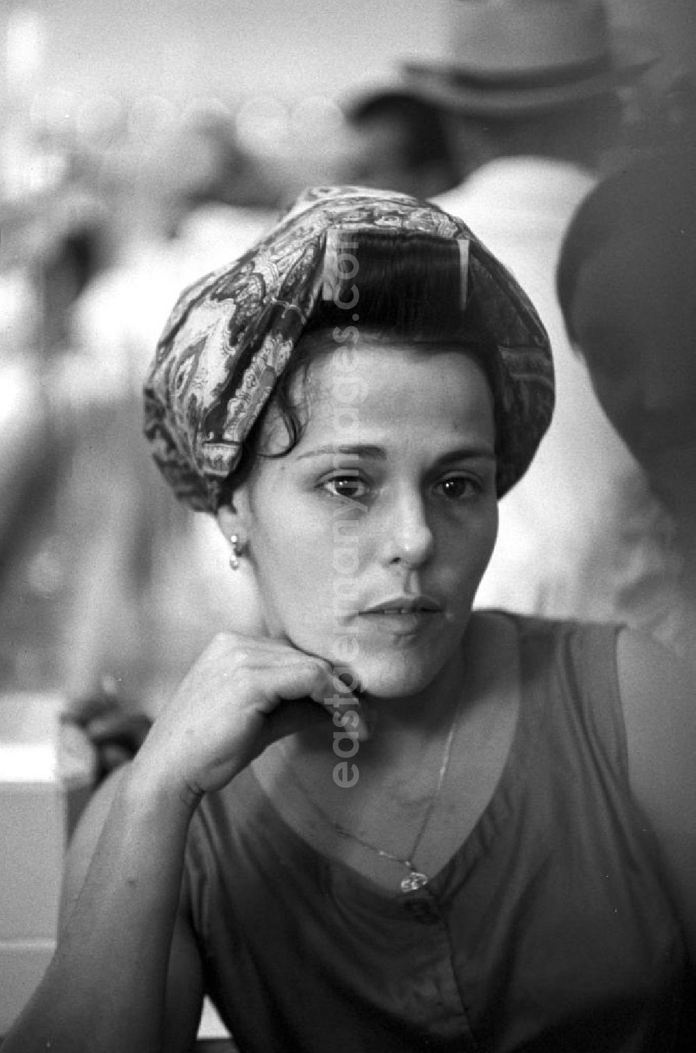 GDR photo archive: Cienfuegos - Arbeiterin einer Zuckerfabrik in Cienfuegos. In den 60er und 7