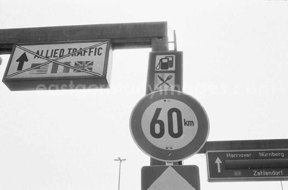 : Land Brandenburg Autobahnzeichen für US-Militär ausgestrichen Umschlagnummer: 7325
