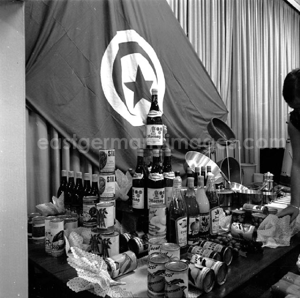 GDR photo archive: Leipzig - September 1969 Leipziger Herbstmesse