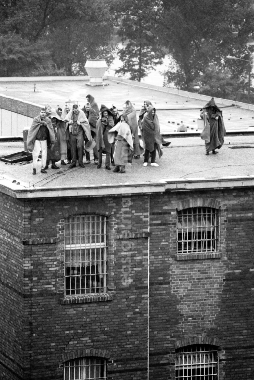 GDR picture archive: Berlin-Lichtenberg - Lichtenberg/Berlin Strafvollzug Rummelsburg/ Häftlingsrevolte 21.09.9