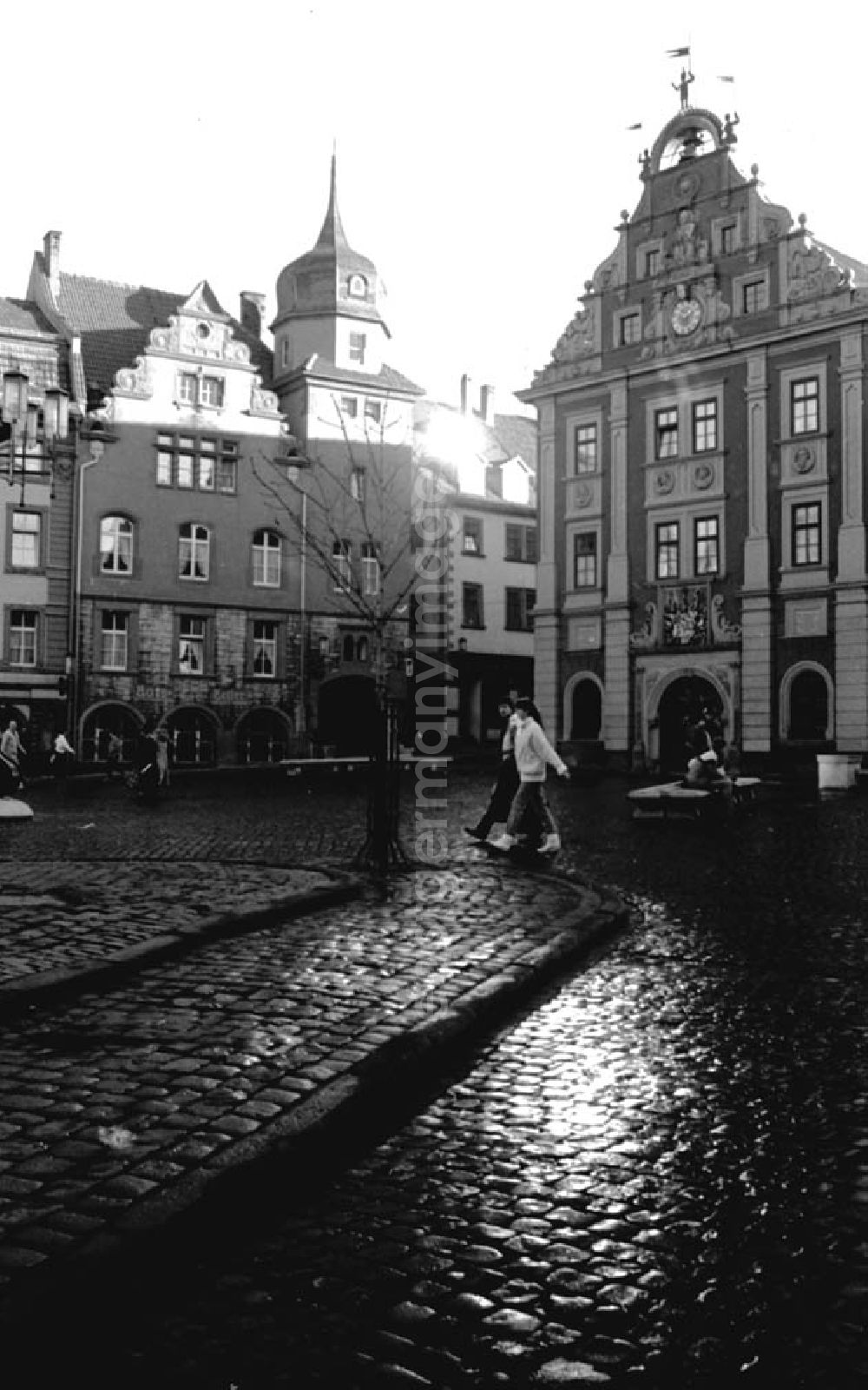 Gotha: Blick über den Markt auf das Rathaus.