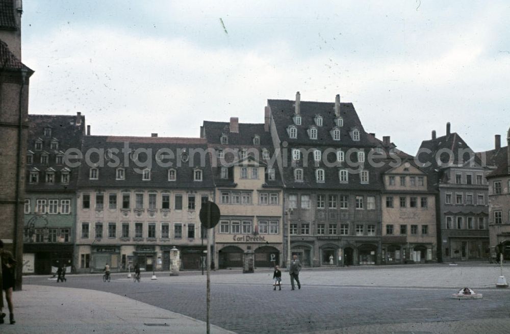 GDR image archive: Naumburg - Blick auf den Marktplatz in Naumburg. View of the town square / market place.