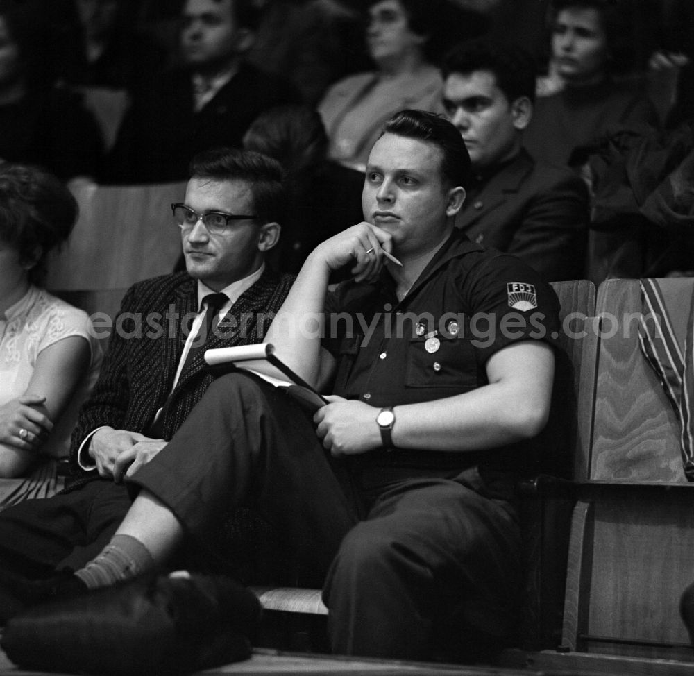GDR photo archive: Berlin - Member of the Free German Youth at the VIIth Parliament of the FDJ in Berlin on the territory of the former GDR, German Democratic Republic