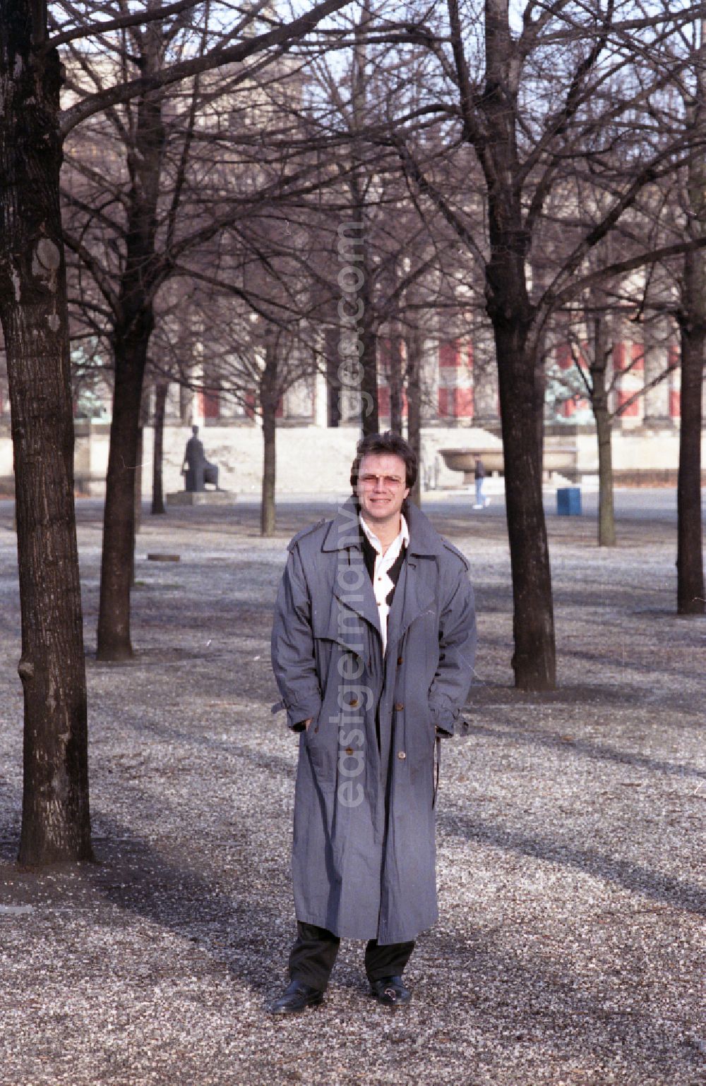 GDR image archive: Berlin - Portrait of the musician and moderator Wolfgang Lippert in the Lustgarten park in the Mitte district of Berlin East Berlin in the area of the former GDR, German Democratic Republic
