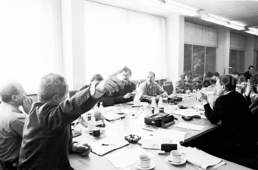 GDR picture archive: - ND-Pressekonferenz Umschlagnummer: 7315