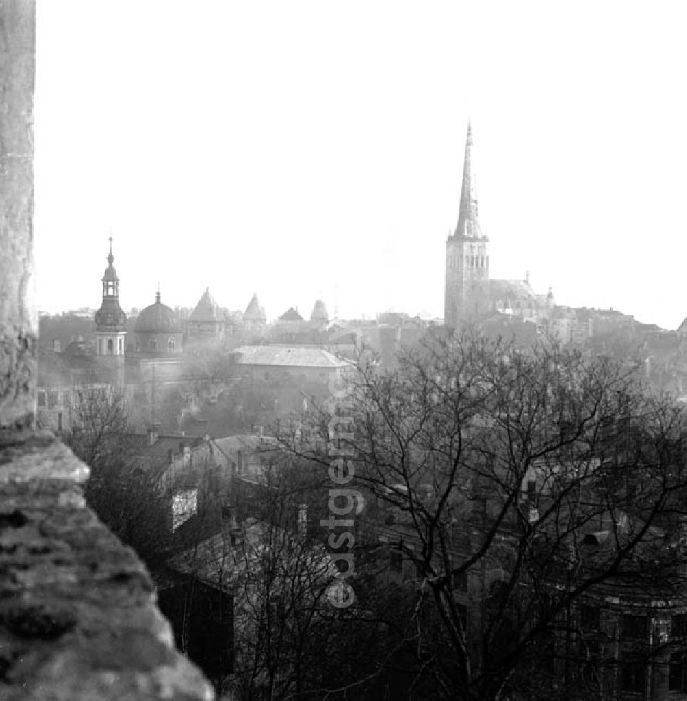 Tallinn / Estland: November 1966 Tallinn: Stadtansicht Blick vom Domberg