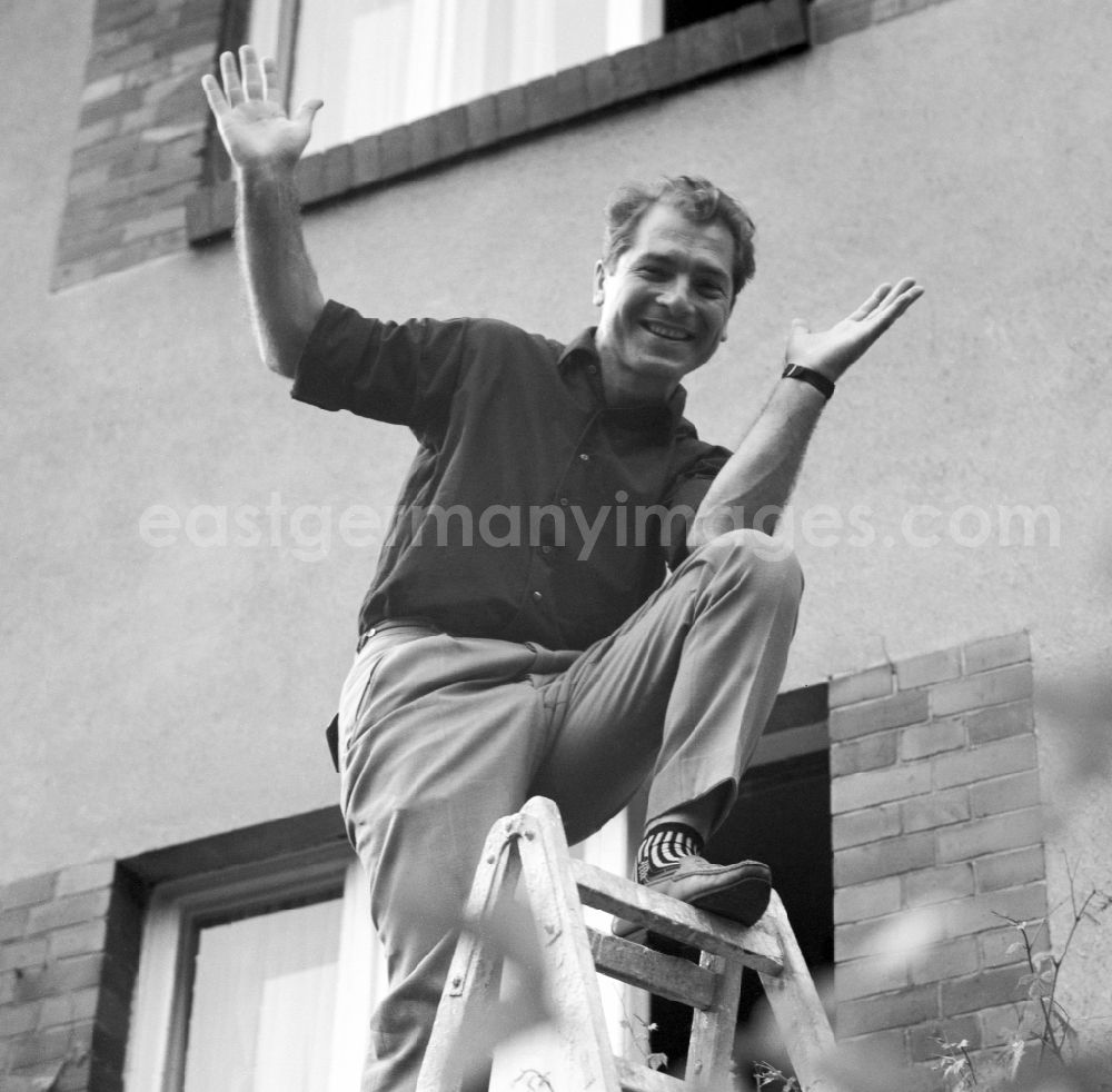 GDR picture archive: Berlin - Otto Mellies, actor in East Berlin on the territory of the former GDR, German Democratic Republic