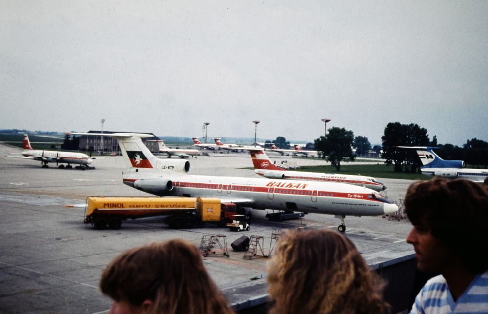 GDR photo archive: Schönefeld - Passenger aircraft Tupolev Tu-154 of the Bulgarian airline Balkan with the registration LZ-BTP at the pre-take-off line of the airport in Schoenefeld, Brandenburg on the territory of the former GDR, German Democratic Republic