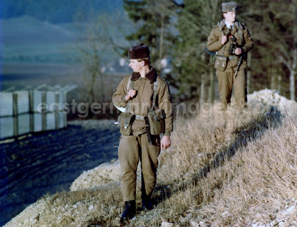 GDR photo archive: Kella - Patrol - patrol of soldiers of the East German border troops in border areas - border strip at Kella today's state of Thuringia