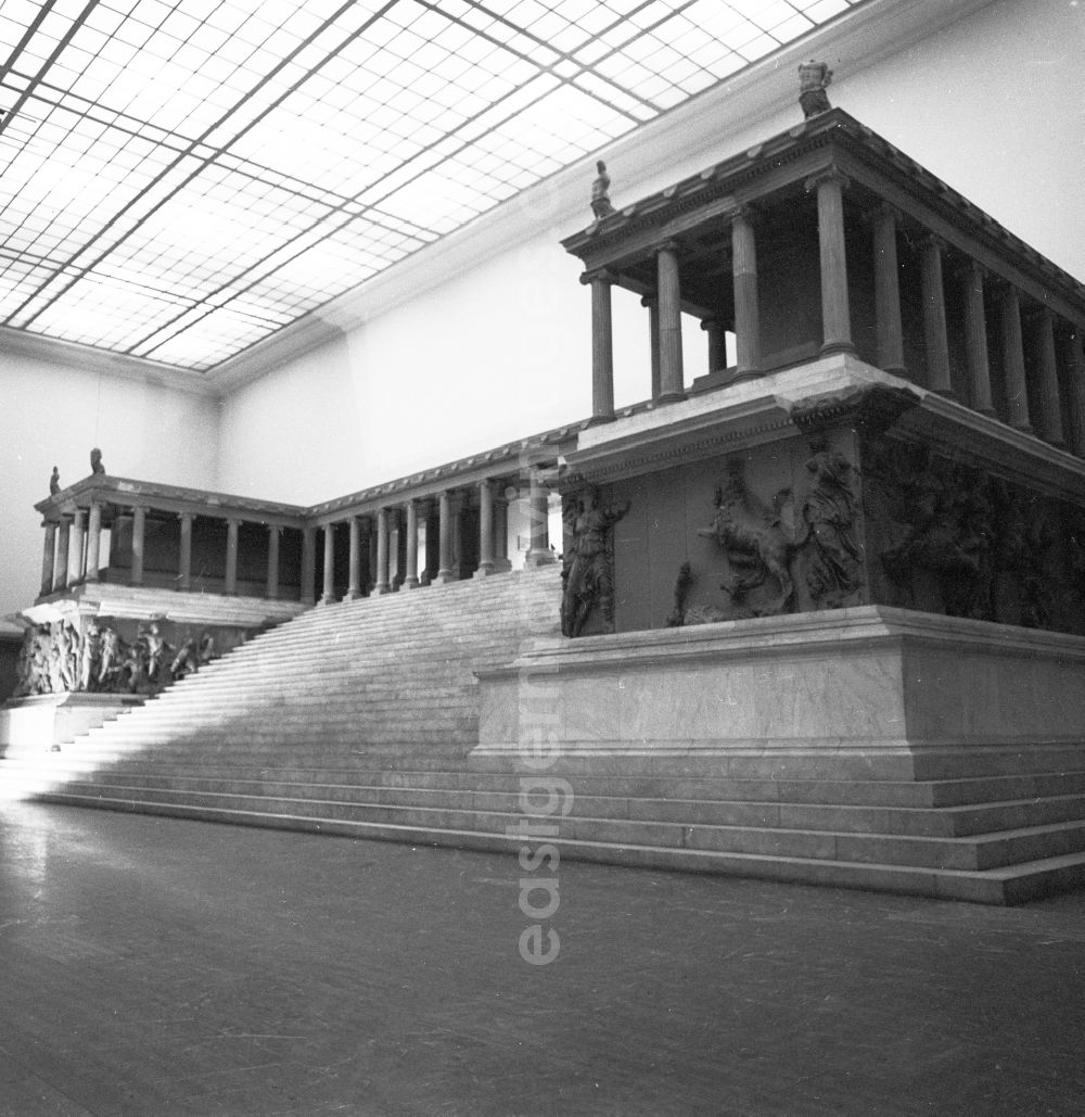 GDR photo archive: Berlin - The monumental Pergamonaltar in the Pergamonmuseum on the museum island in Berlin, the former capital of the GDR, German democratic republic