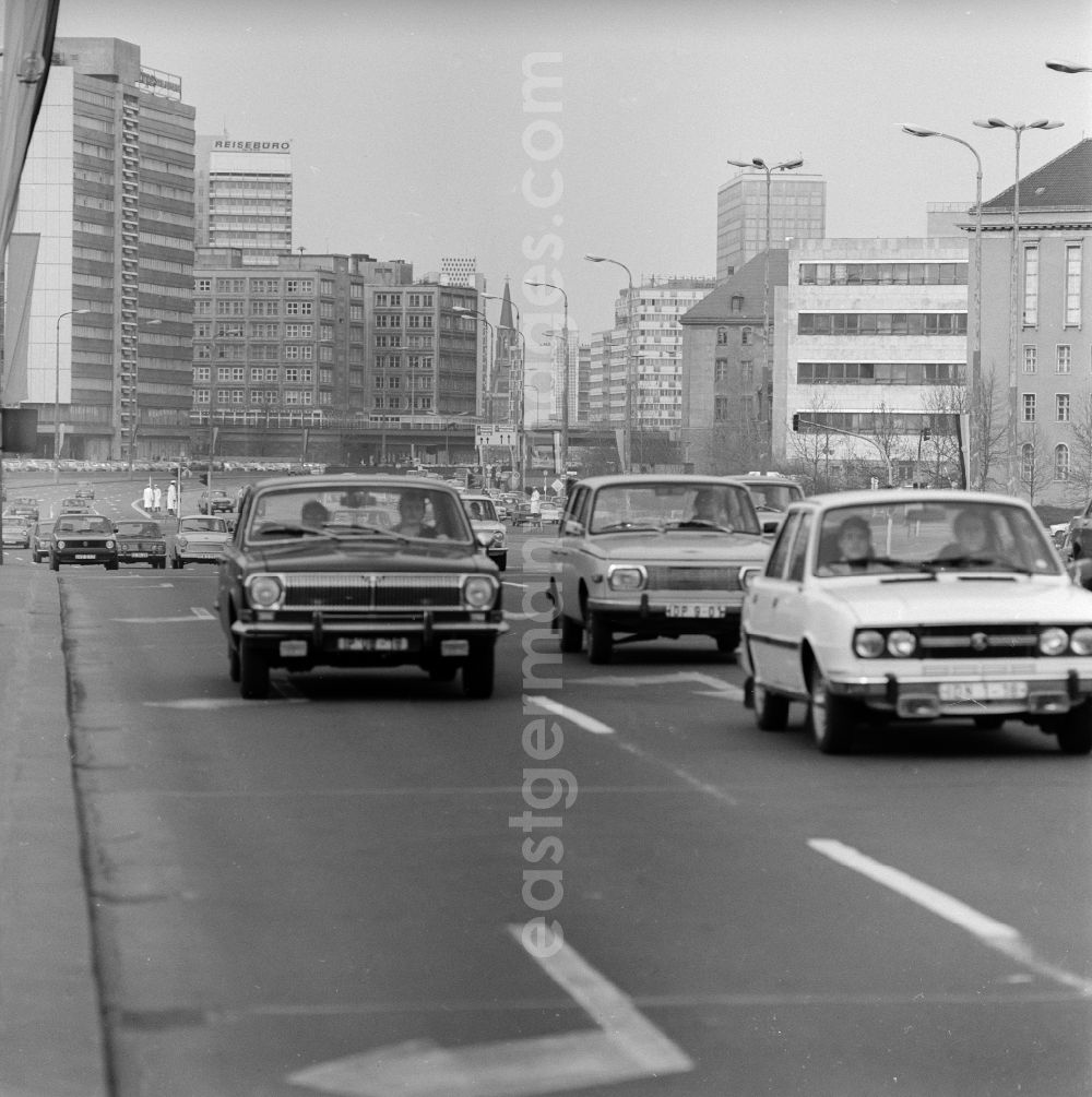 GDR picture archive: Berlin - Passenger Cars - Motor Vehicles in Road Traffic auf der Grunerstrasse im Stadtzentrum in Berlin, the former capital of the GDR, German Democratic Republic