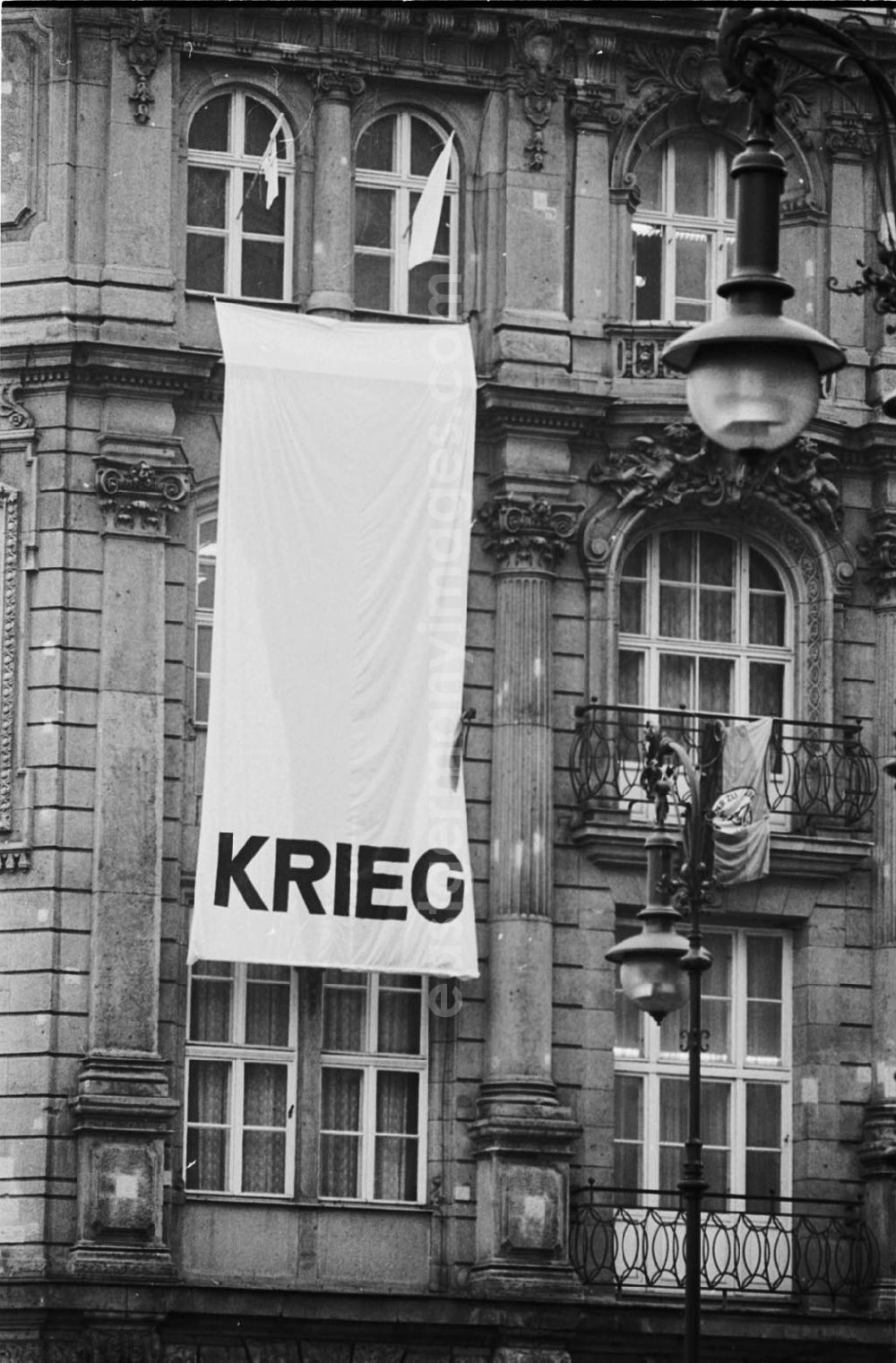 GDR photo archive: Berlin - Plakat Haus der Demokratie