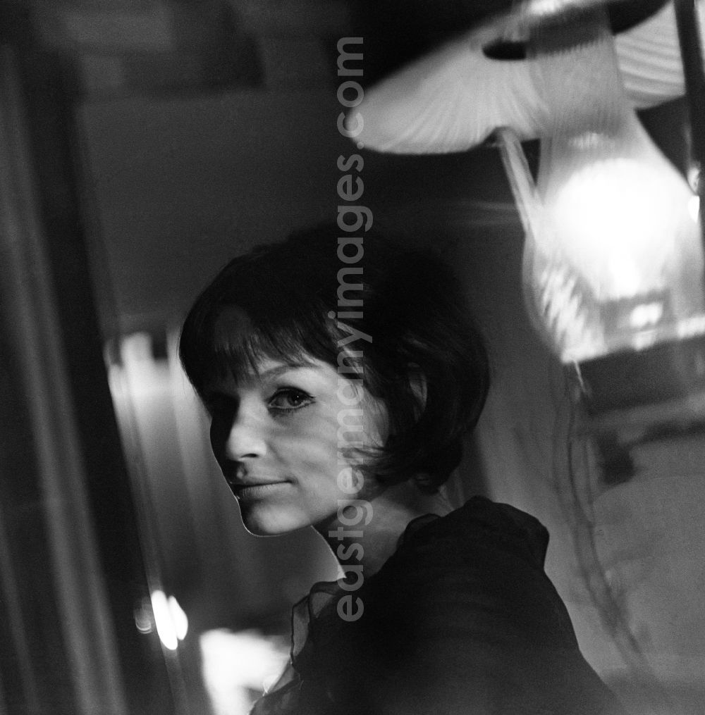 GDR image archive: Berlin - Portrait of Angelica Domroese in Berlin, the former capital of the GDR, German Democratic Republic