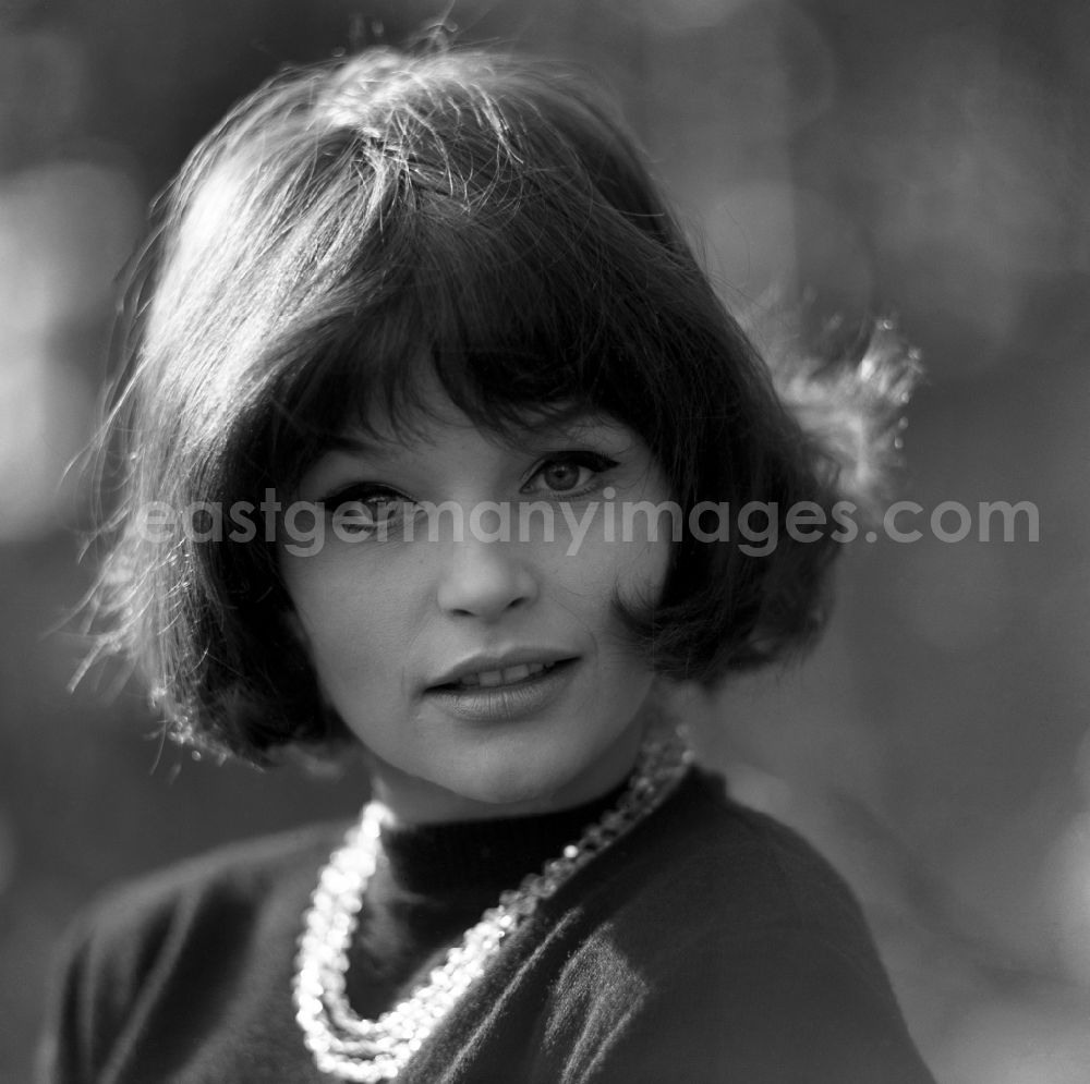 GDR picture archive: Berlin - Portrait of Angelica Domroese in Berlin, the former capital of the GDR, German Democratic Republic