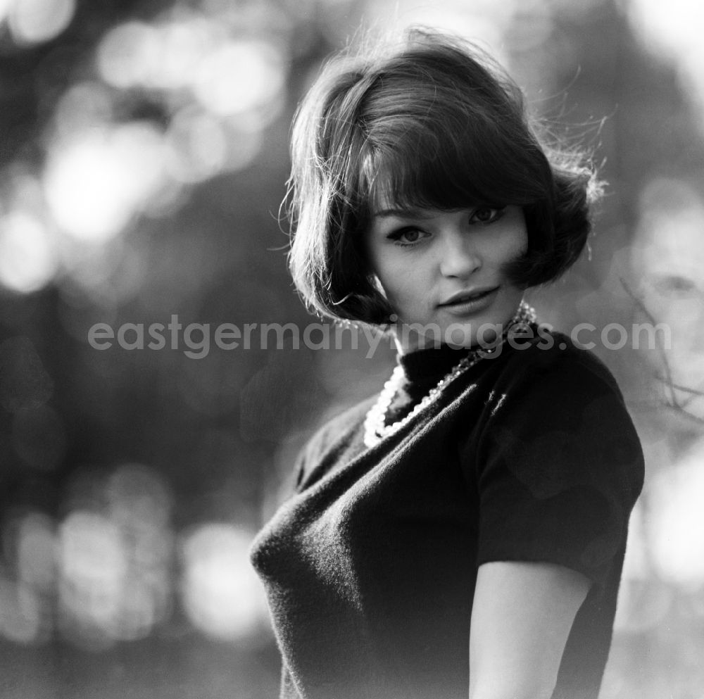 GDR photo archive: Berlin - Portrait of Angelica Domroese in Berlin, the former capital of the GDR, German Democratic Republic
