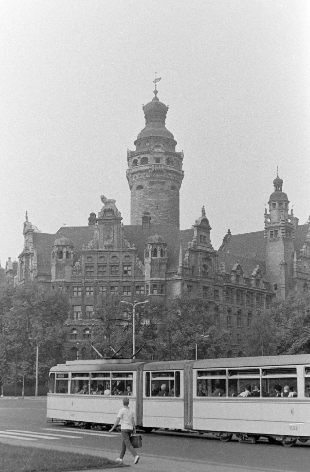 GDR picture archive: Leipzig - City Hall building on street Martin-Luther-Ring in the district Mitte in Leipzig, Saxony on the territory of the former GDR, German Democratic Republic