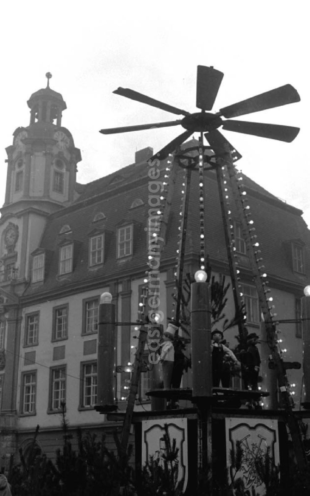 GDR image archive: Weißenfels - 11.12.1986 Rundgang durch die Stadt Weißenfels mit einigen Markten und Sehenswürdigkeiten.