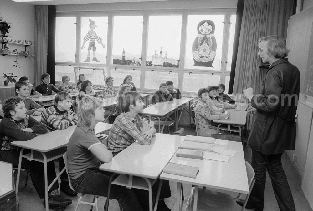 Berlin: In Russian lessons in the 7th class in Berlin, the former capital of the GDR, German democratic republic
