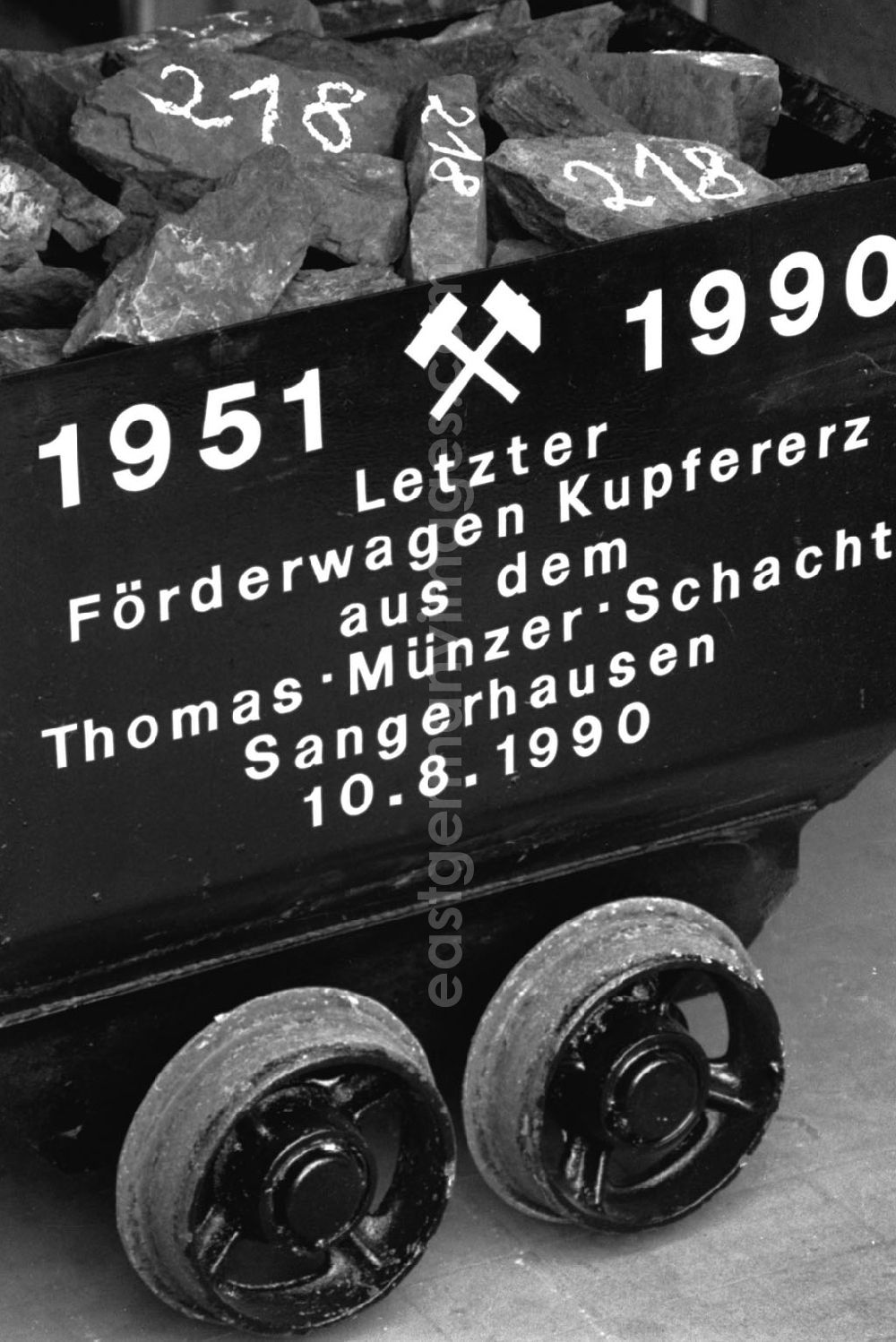 GDR photo archive: Sachsen Anhalt-Sangerhausen - Sangerhausen/Sachsen Anhalt Sangerhausen-Mannsfeld Kombinat Thomas-Müntzer-Schacht - Stillegung 17.08.9