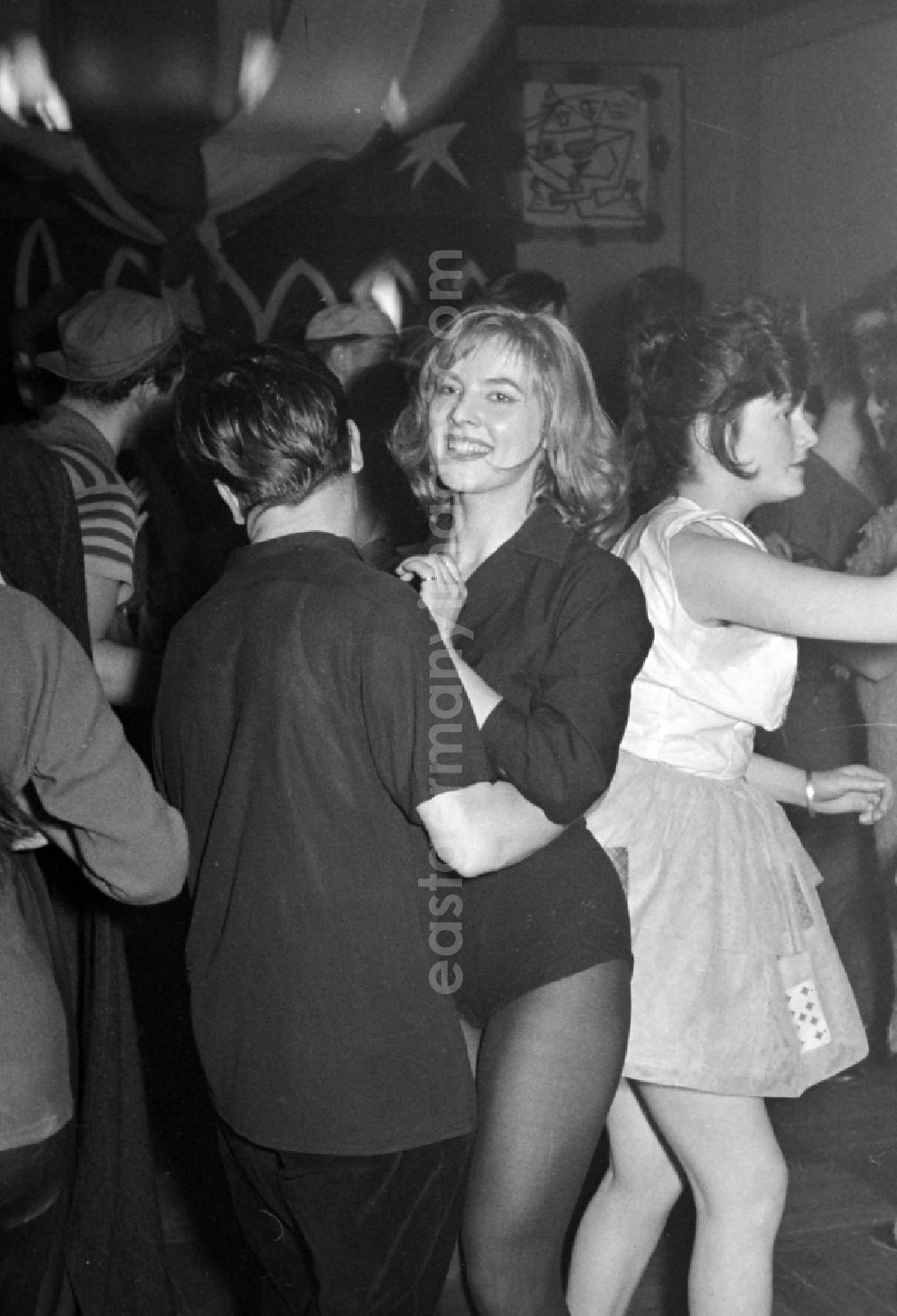 Potsdam: The actress Annekathrin Buerger during a carnival event at the film school in the district Babelsberg in Potsdam in the state Brandenburg on the territory of the former GDR, German Democratic Republic