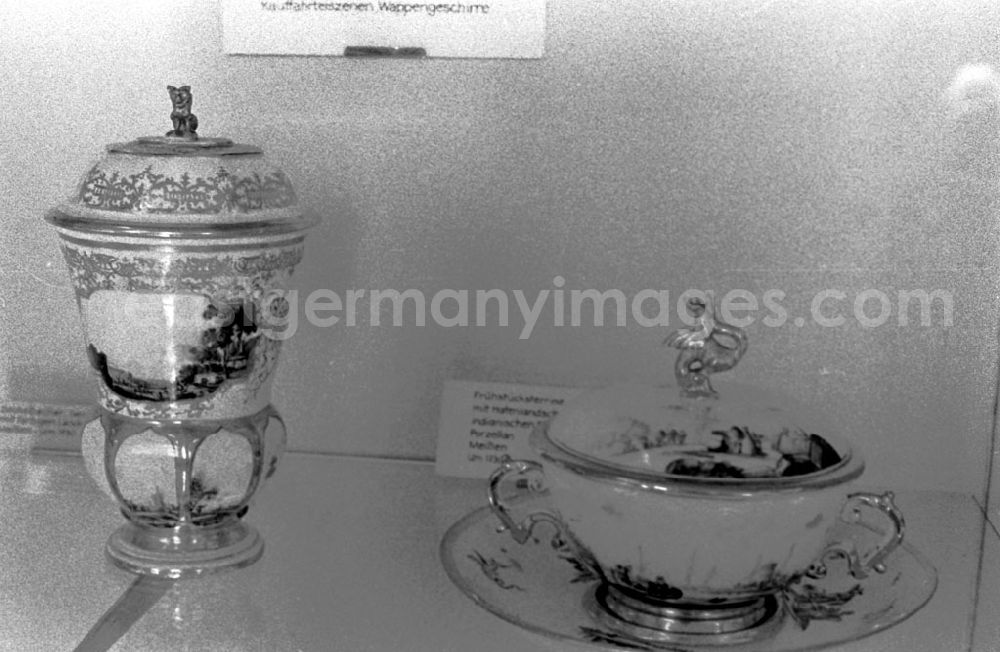 GDR image archive: Mecklenburg-Vorpommern - Schloßmuseum Schwerin: Meißner Porzellansammlung (22.08.89) 12.