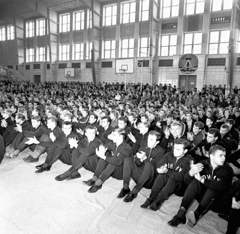 GDR image archive: Leipzig - September 1964 Walter Ulbricht an der Deutschen Hochschule für Körperkultur und Sport (DHFK) in Leipzig