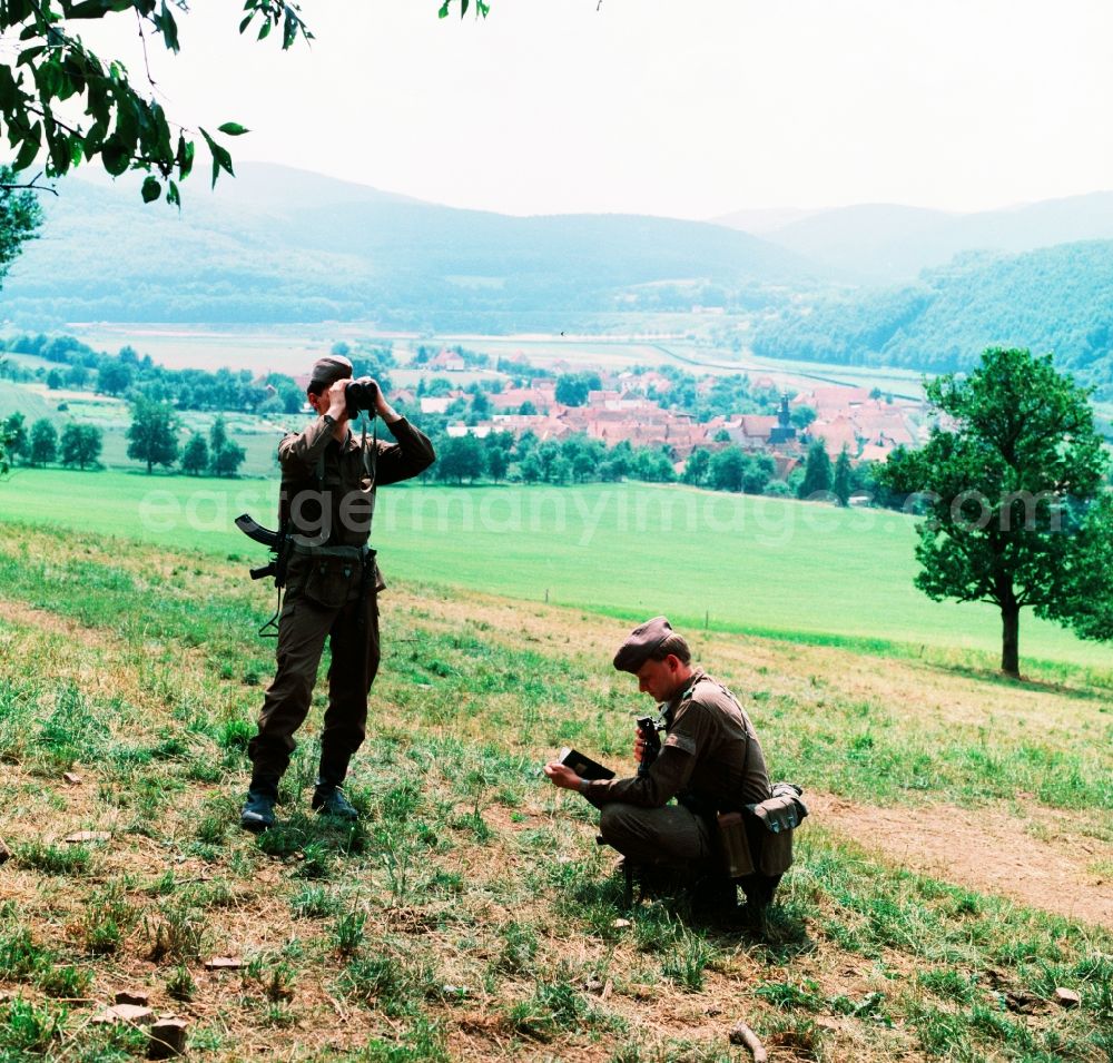 GDR image archive: Lindewerra - Soldiers of the Border Troops of the GDR in use for border security at Lindewerra - Wahlshausen in Thuringia